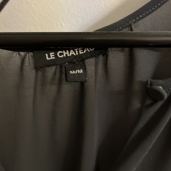 SALE!!! NWOT LE CHATEAU BLOUSE 🔥🔥🔥 - Picture 3 of 6